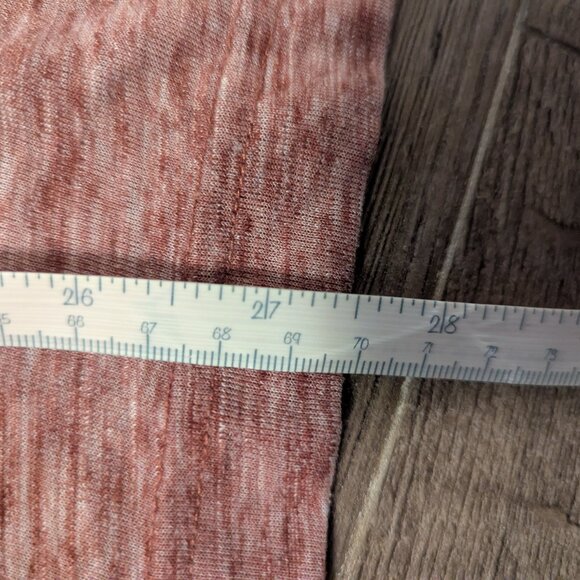 Men's Banana Republic Red Polo - Picture 5 of 6